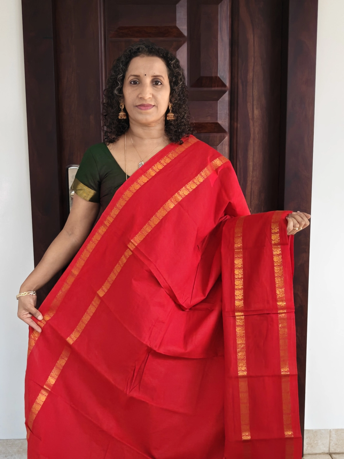 Red Peacock Gap Border Sungudi Cotton Psc016 1A